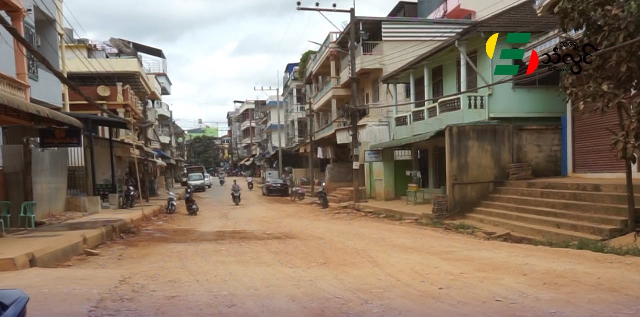 ပုန်းထွန်ရပ်ကွက် လမ်းမကြီးကို လာမယ့်ဘဏ္ဍာနှစ်အတွင်း ကွန်ကရစ်လမ်းခင်းမည်