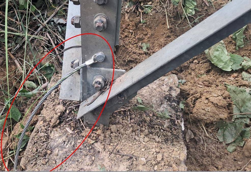 ဓာတ်အားပို့လွှတ်တဲ့ တာဝါတိုင်တွေက Earth Wire နဲ့ သံဘောင်၊ ဘို့နပ်တွေ ခိုးယူခံရတာကြောင့် System Break Down မကြာခဏဖြစ်ပေါ် နေရဟု လျှပ်စစ်နှင့်စွမ်းအင်ဝန်ကြီးဌာန ထုတ်ပြန်