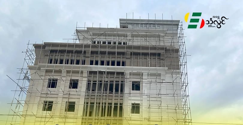 အသစ်ဆောက်မယ့် အဆောက်အအုံတွေမှာ ဆိုလာစနစ် မဖြစ်မနေတပ်ဆင်ရမယ်