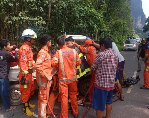 ဘားအံမြို့ ယာဉ်(၂)စီး တိုက်မိမှု အမျိုးသား (၂) ဦး ထိခိုက်ဒဏ်ရာရ